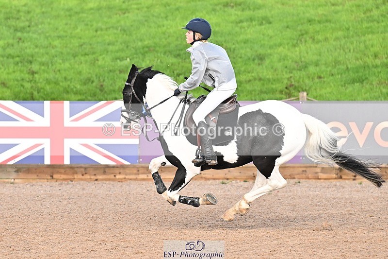 250920-163022-01896 - Cls 22 Pony Intro 90cm Derby