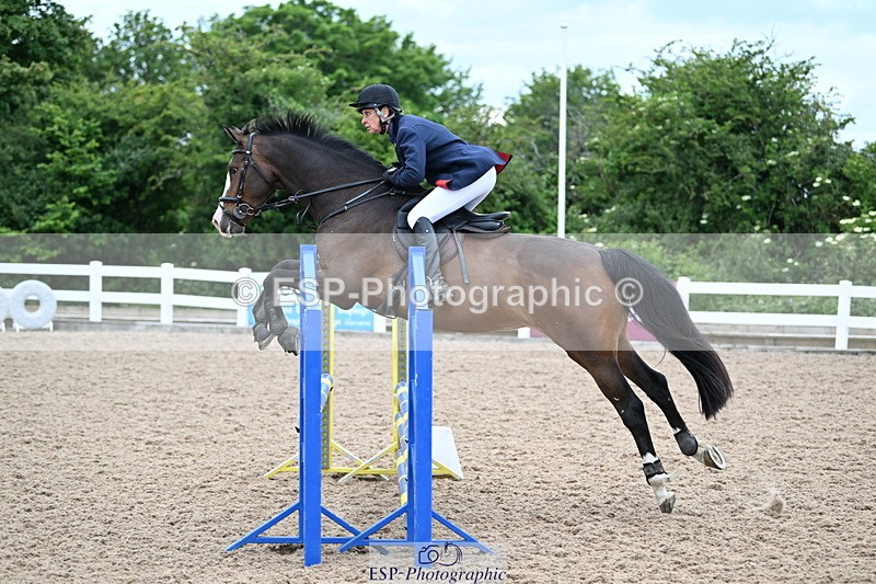 240611A-170004-00385 - 70cm