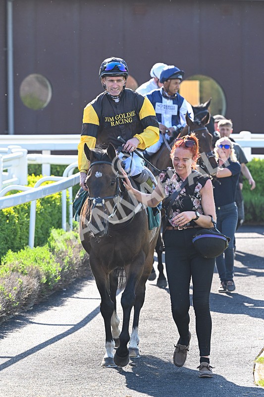 120525-Race 7-Water Of Leith-9153 - Race 7
