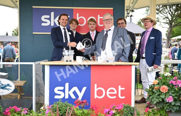 200825-245 Santorini Star - Race 5 4.10pm Sky Bet Stayers Handicap