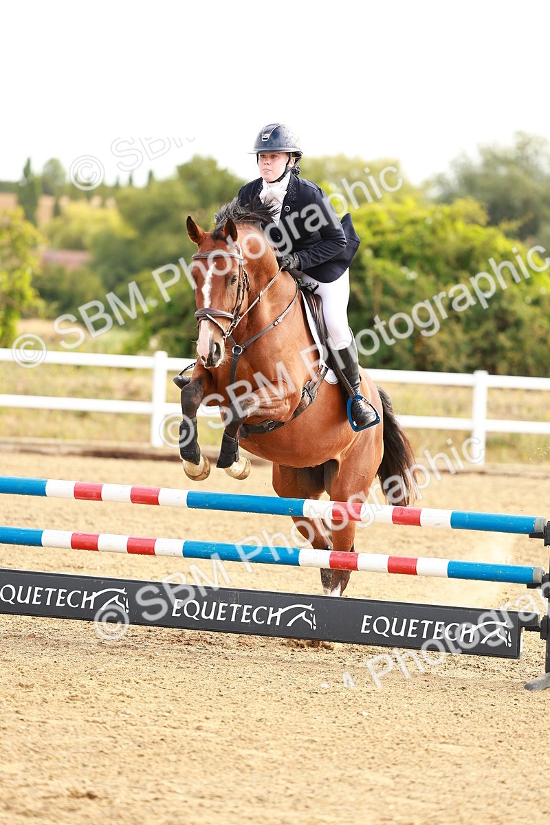 SBM_002026 - Class 8 - Clear Round