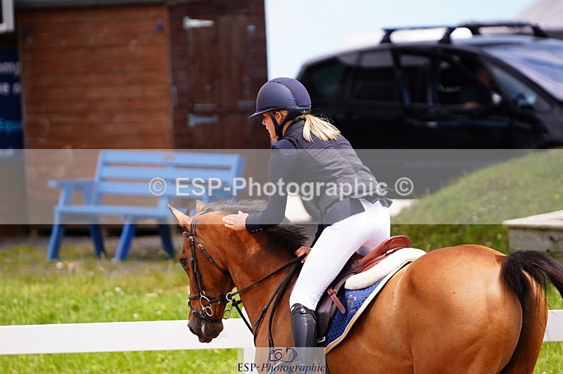 240629A-125334-05489 - Cls 18 Newcomers and 1m Open