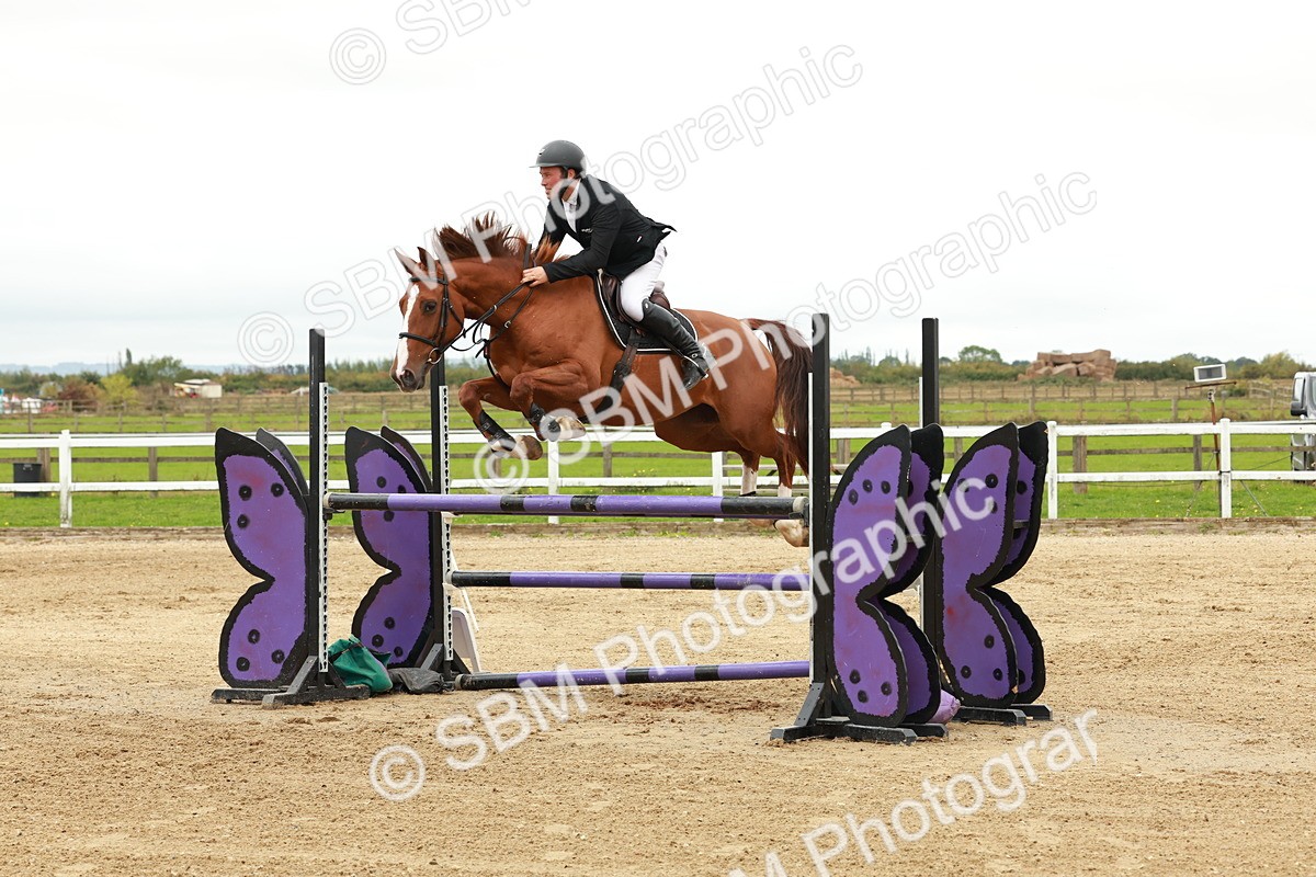 1I0A8092 - Class 5 - Senior Foxhunter 1.20m