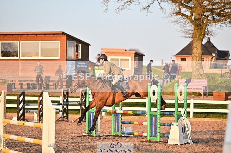 250408-193016-01301 - 1m