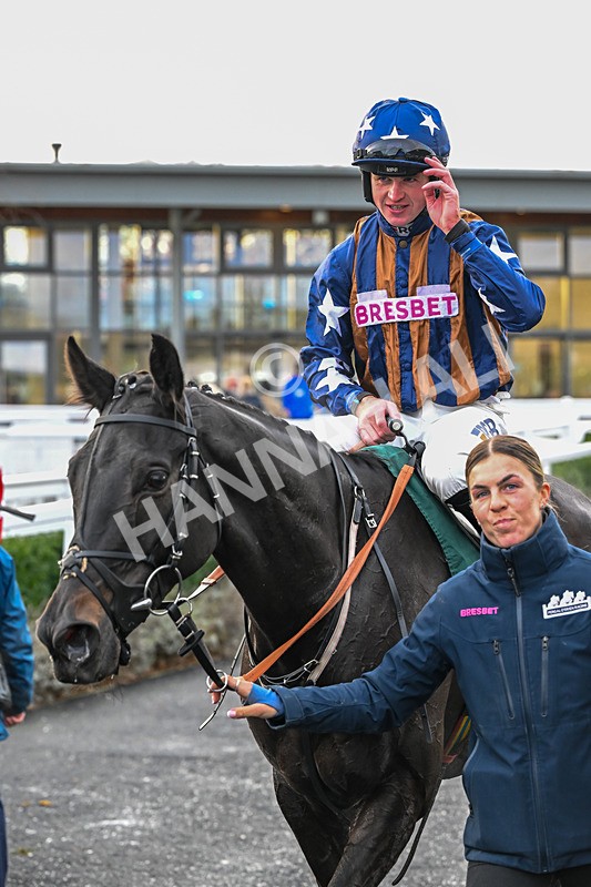 211125-Race 5-Sleeping Satellite-7973 - Race 5