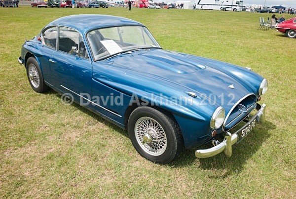 Jensen 541R - Leica Photography
