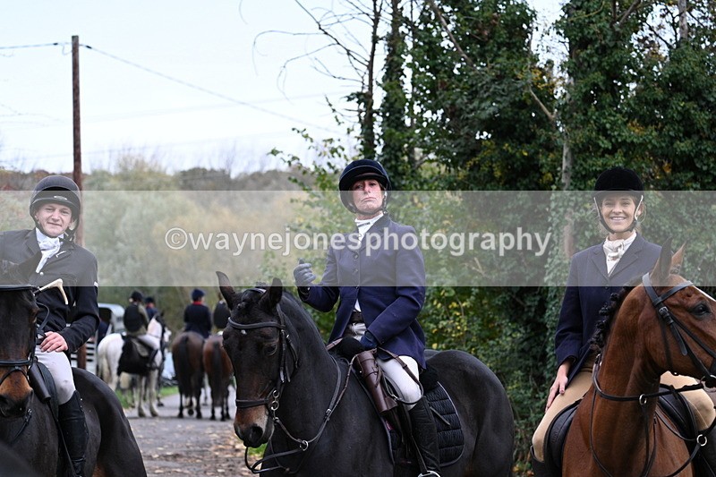 WJ7_7402 - Walk Home..