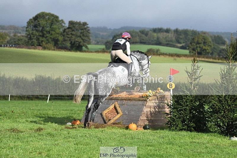 231020-105426-06014 - 028-BOLEYBAWN.COOLEY.LADY-Claire.Fielding-XC