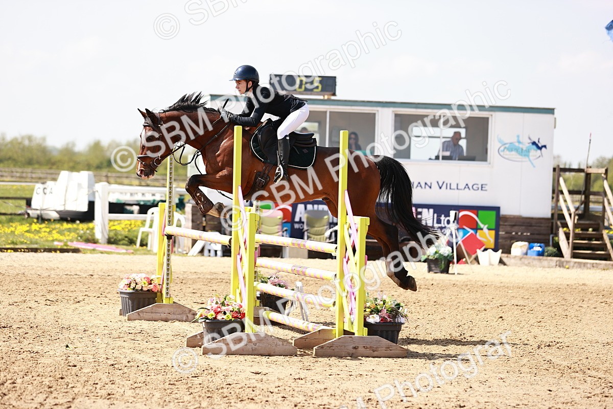  - Class 23 - Senior 1.05m