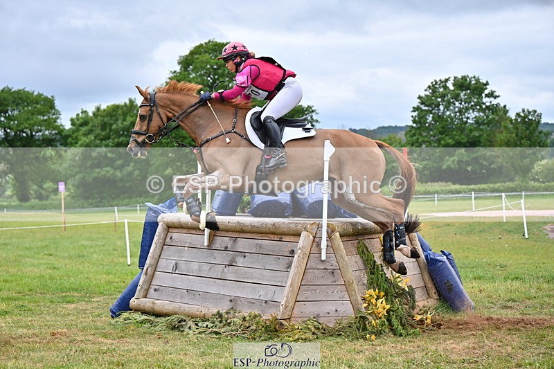 250524A-133422-10945 - B-370-Emma.Hyslop-Webb-KBS.TIME.TRAVEL