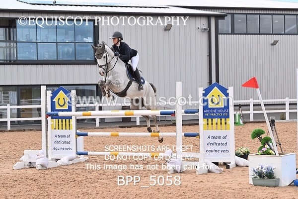 BPP_5058 - CLASS 7 THURS Redpost Equestrian Senior Foxhunter/1.20m Open