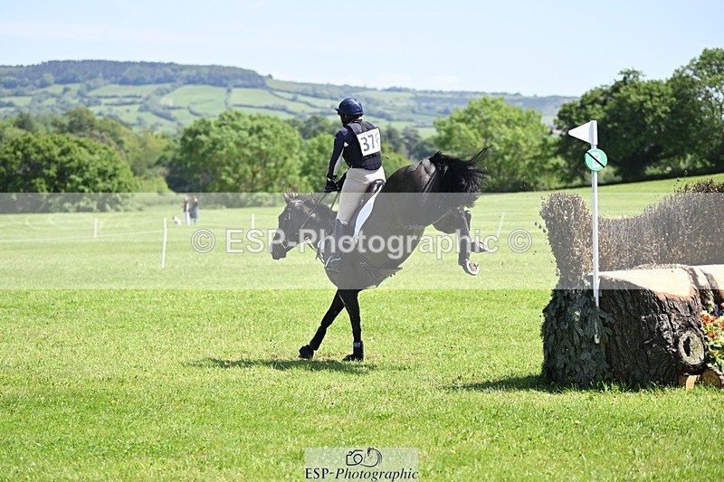 240525-122926-13261 - 376-STORM_BLUE_CURTIS-Phoebe_Buckley