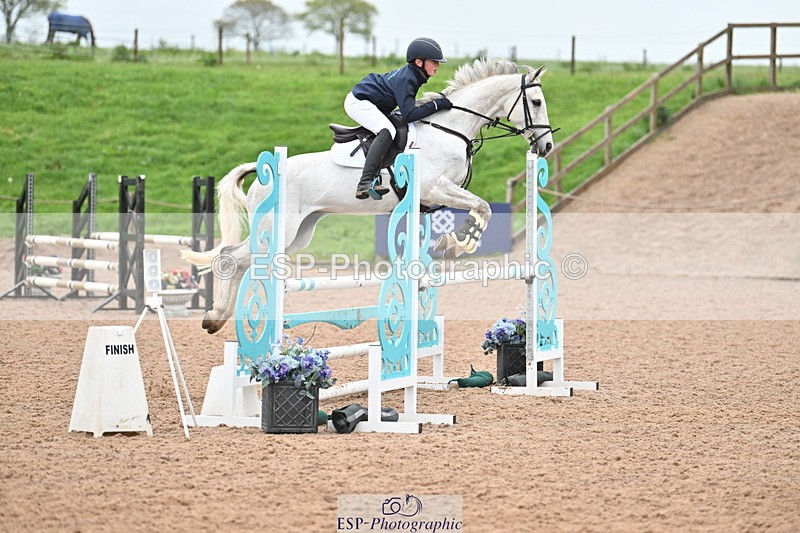 240505A-123600-05124 - Cls 4 Blue Chip Pony Newcomers & 1m Open