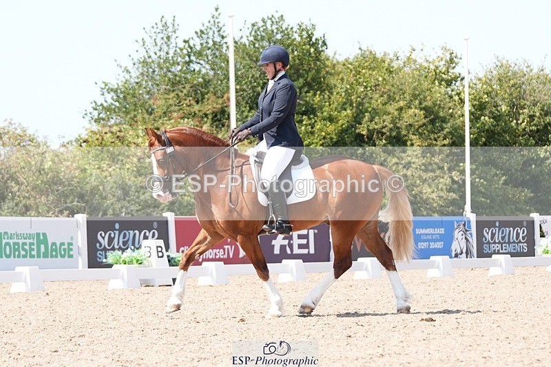 250817-145304-11084 - 178-Ella.MatraversMenai.Cosmic.Inferno