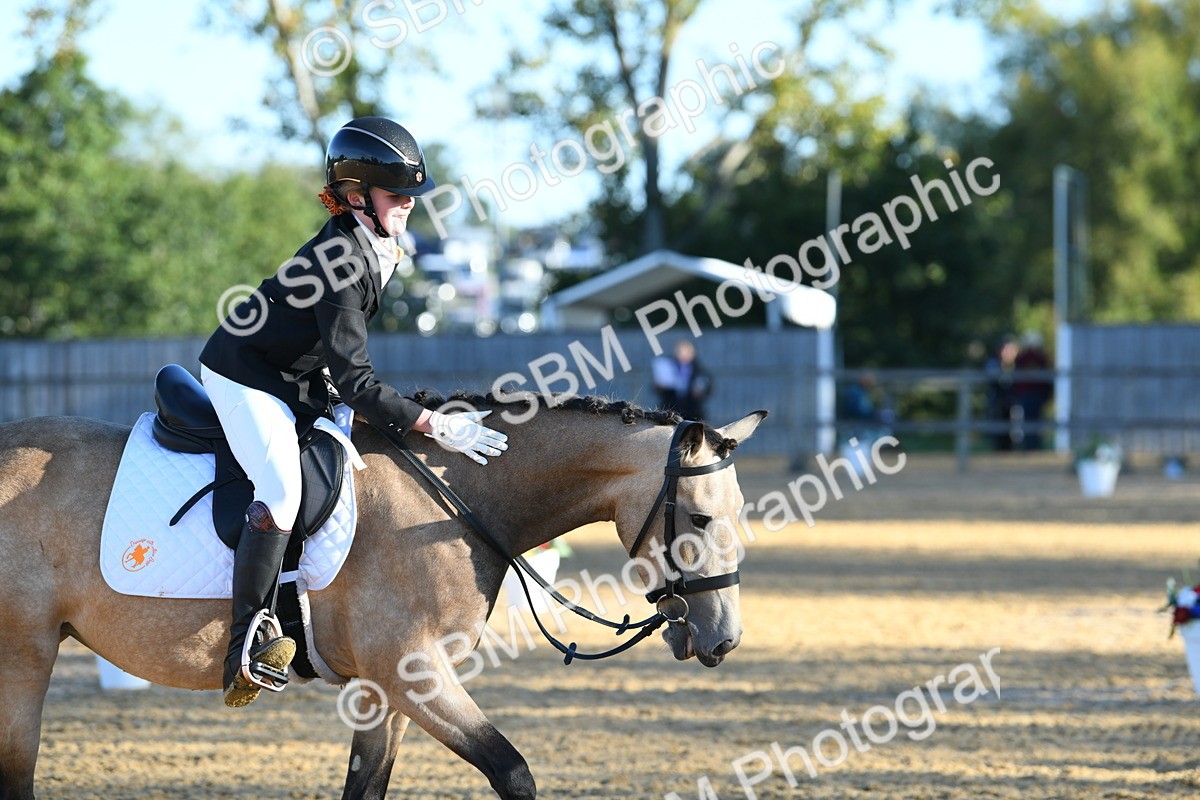 SBM_14330 - D4 - Small Tour Championship - Intro B