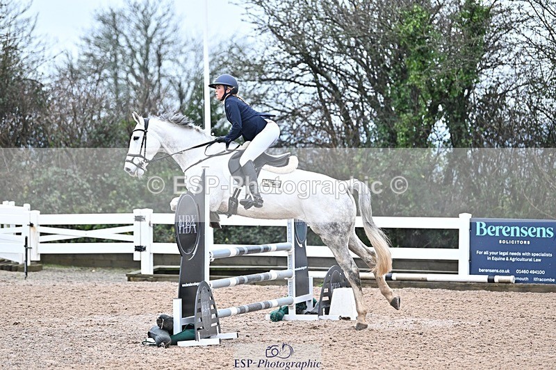 241127-095215-00099 - Cls 01A&B Brit Nov & 90cm Open