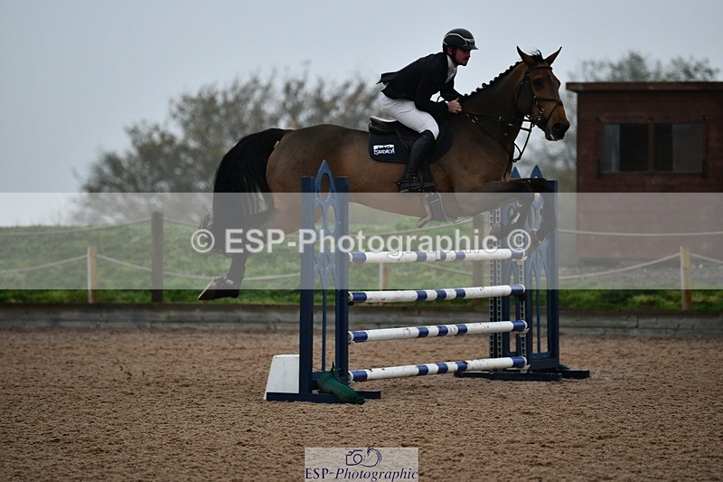 241102A-153939-06250 - SAT Cls 12 1.15m Members Cup