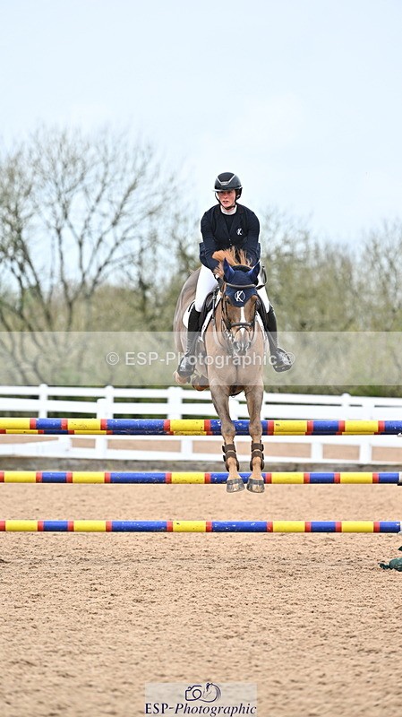 240501A-134731-00856 - Cls 8 Snr Foxhunter and 1.20m Open