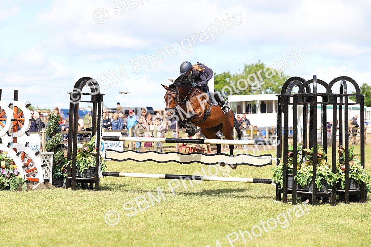 SBM_13514 - Class 206 - Senior Newcomers - 1.10m Open