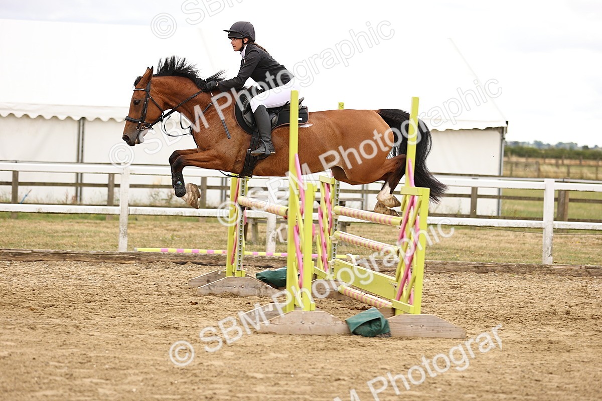 SBM_026911 - Class 13 - Senior Newcomers - 1.10m