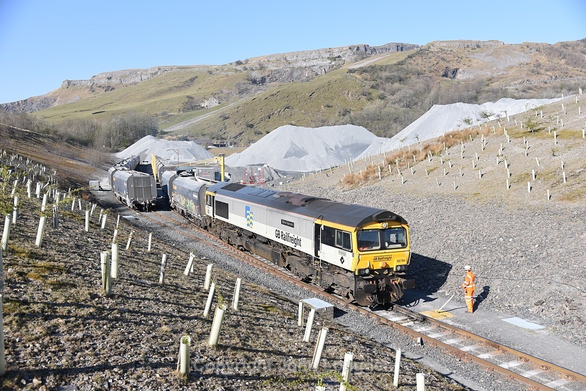 JL - 10.4.25 66794 6M38 Arcow - Bredbury, Arcow - Latest shots