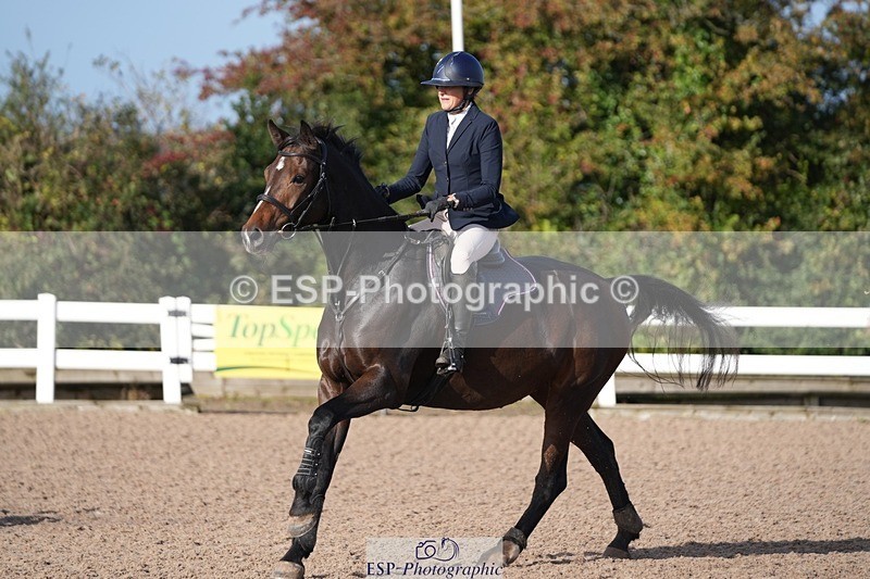 251004-101827-01732 - Cls 15 British Novice and 90cm Open