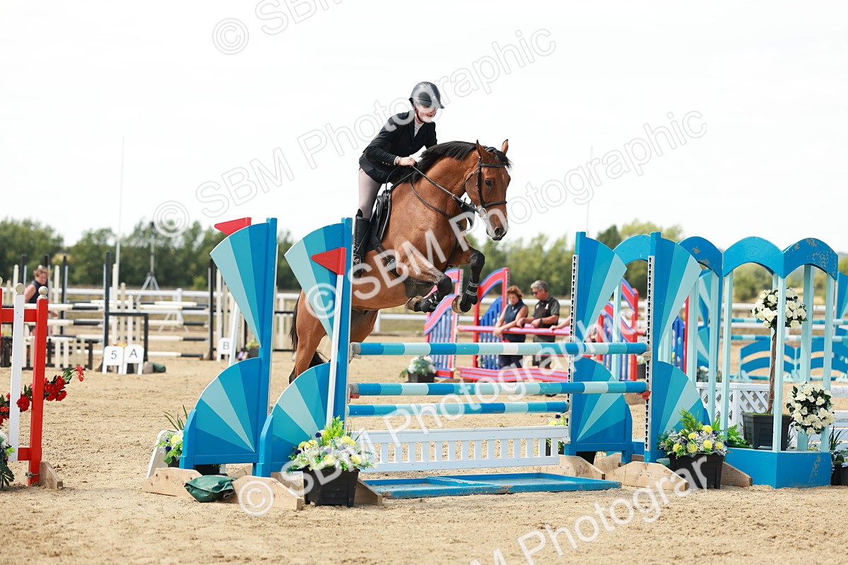 SBM_007702 - Class 3 - Senior Newcomers - 1.10m Open