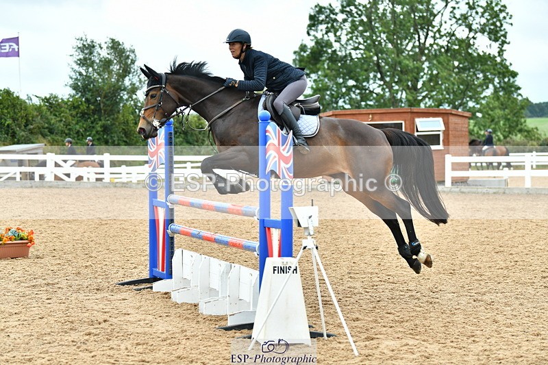 230730A-145011-10472 - Cls 35 1.05m Amateur Quali