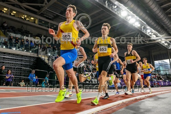 SenInd26-810099 - Track Male Set One