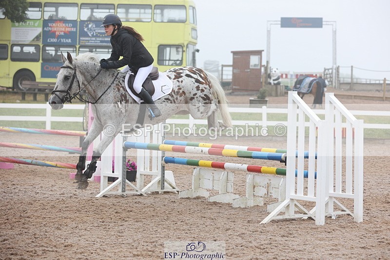 240630A-094556-11614 - Cls 30 British Novice and 80cm Open