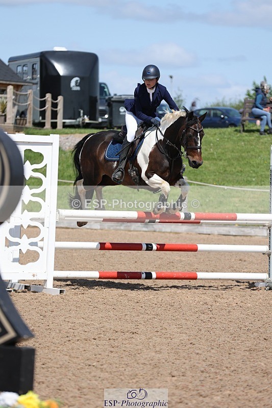 250504-120501-02415 - Cls 4 Pony Newcomers and 1m Open