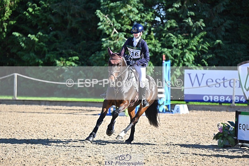 241027-120459-17128 - 316-Abi.Stuart-DUKES.VISION