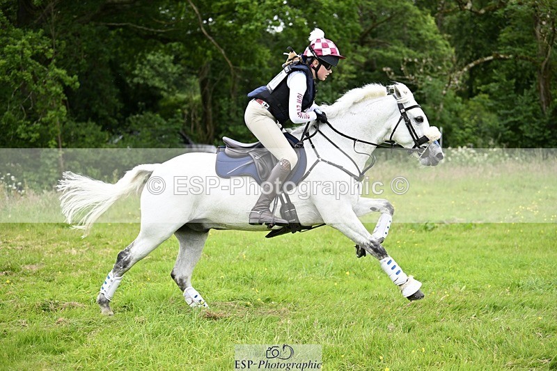 240623-103130-01067 - BE 90 XC 09-35 tro 10-30