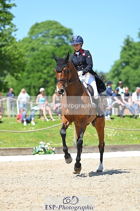 230526-121300-05973 - 474-LONDON_52-Laura_Collett-DR