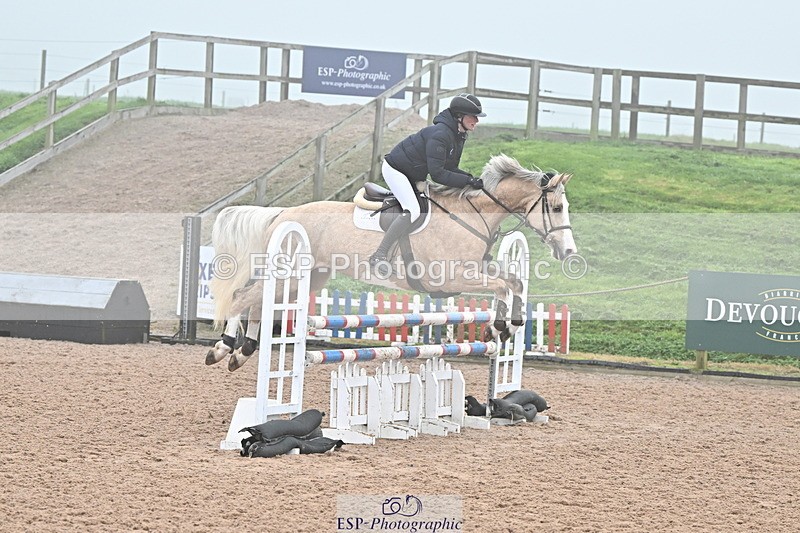 241103A-120217-07077 - SUN Cls 19 Discovery and 1m Open