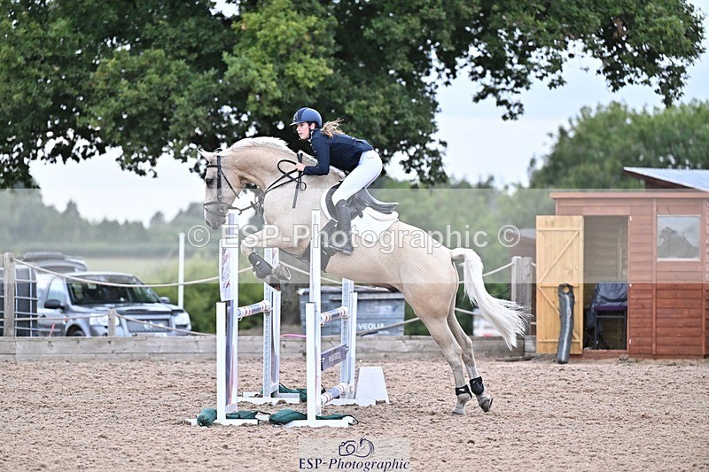 250826-190918-01361 - 1m