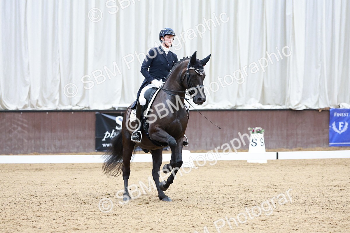 SBM_019173 - Class 12 - FEI PSG - 13.00-13.48