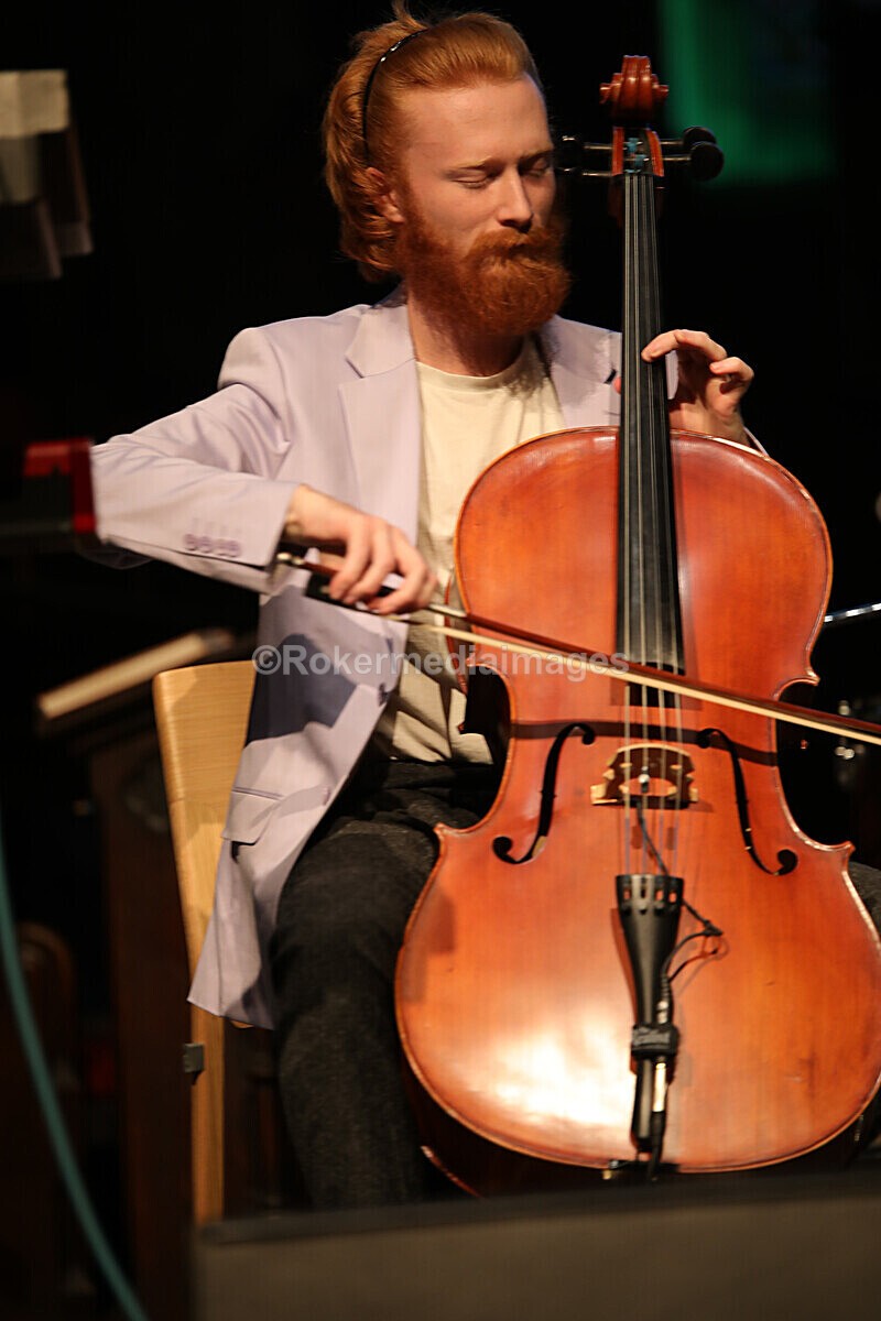 FOLK N BLUES-532 - FOLK and BLUES SEPT 2022