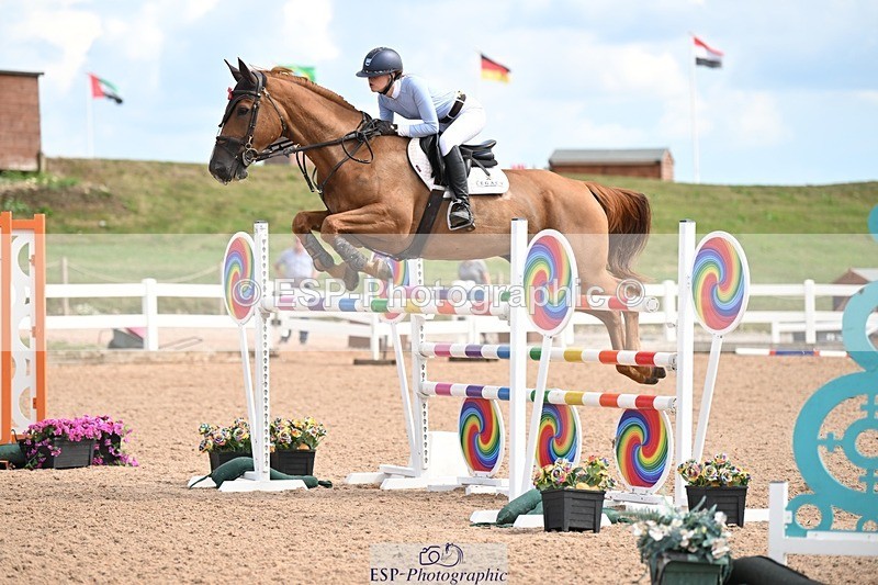 250723-154426-01211 - Cls 6 Foxhunter and 1.20m