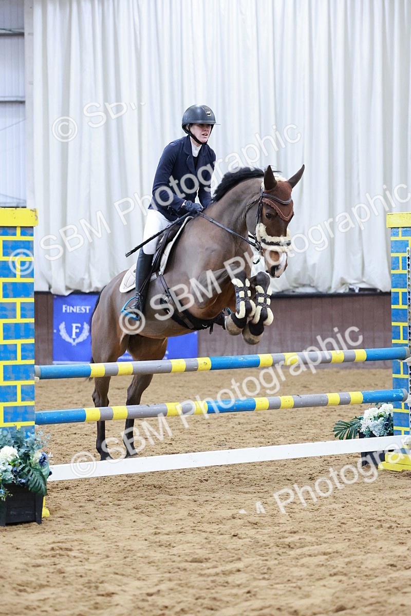 SBM_002821 - Class 9 - Equissage Pulse Senior BritiNovice/ 90cm Open