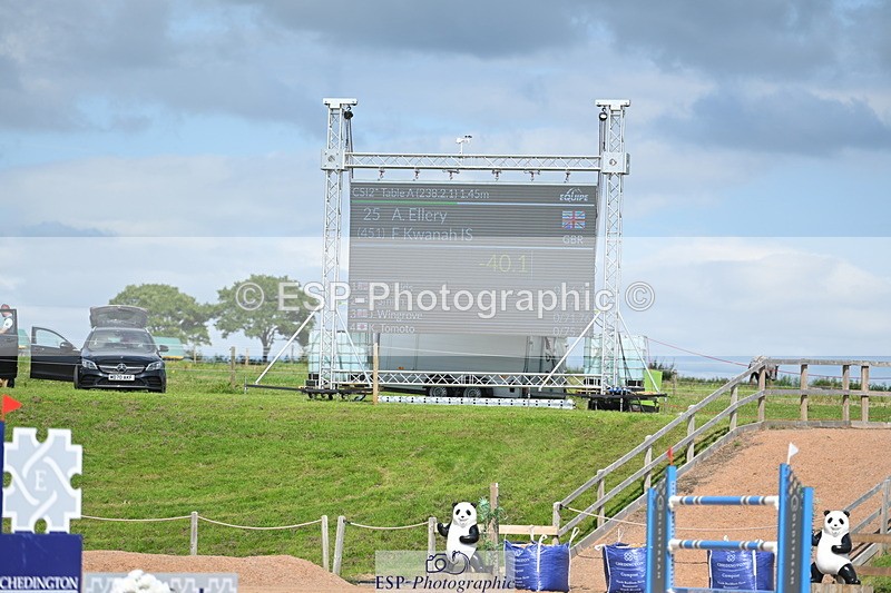 230721A-160257-07584 - Cls 10, 2 Star Big 1.45m Start to break