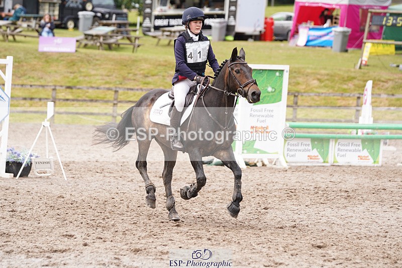 240824X-123050-24103 - 80cm Round 1 12.00 to 13.00