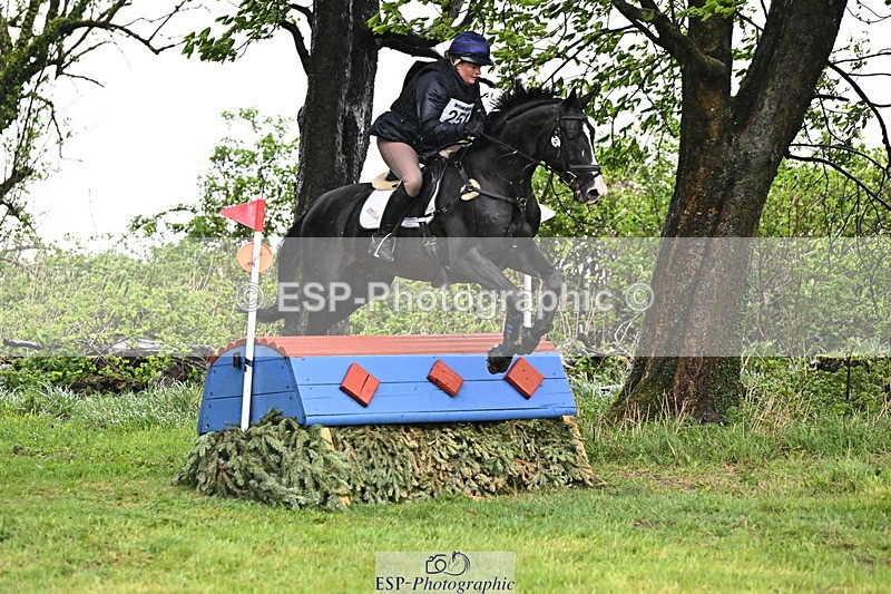 250418-140907-05438 - 251-Charlotte.Rowe-HEVANS.ROYAL.REVOLUTION