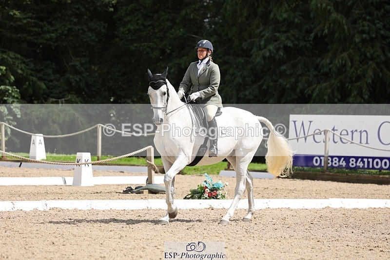 240721-151135-09641 - 192-Alison_Zuend-Il_Danubio