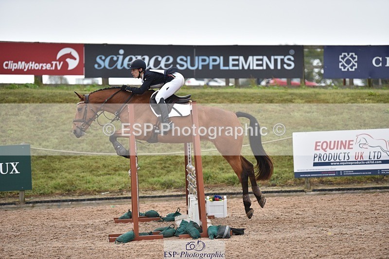 250830-101740-00095 - B-052-Rebecca.Brunt