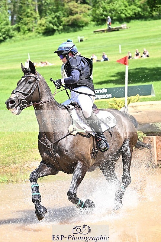 240525-124535-14221 - 101-MORELANDS_CASANOVA-Daisy_Bathe