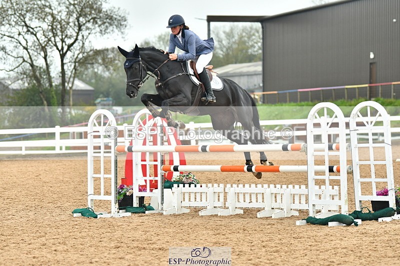 230505A-134637-04610 - Cls 17 1.05m Amateur Quali