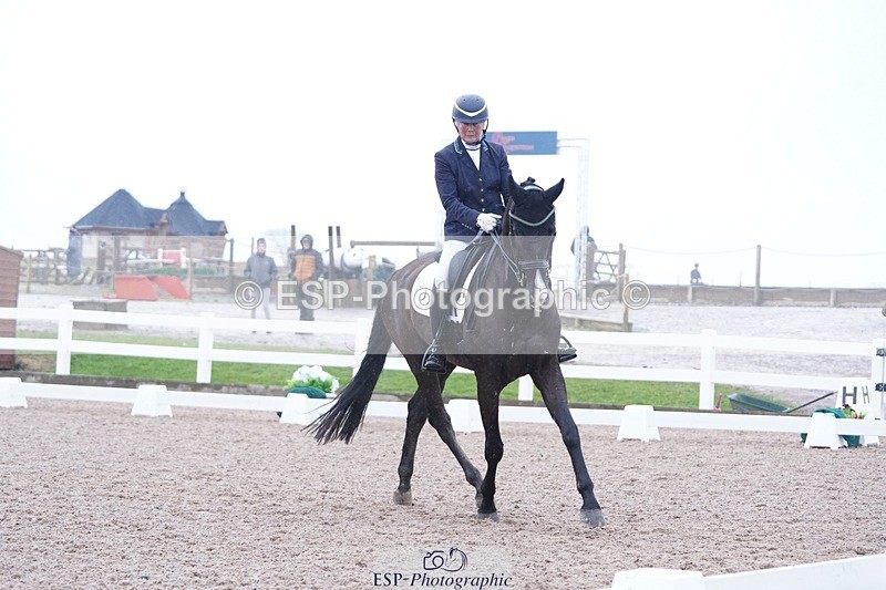 250215-125624-03990 - 150-Louise.Hutchinson-Kingstone-W