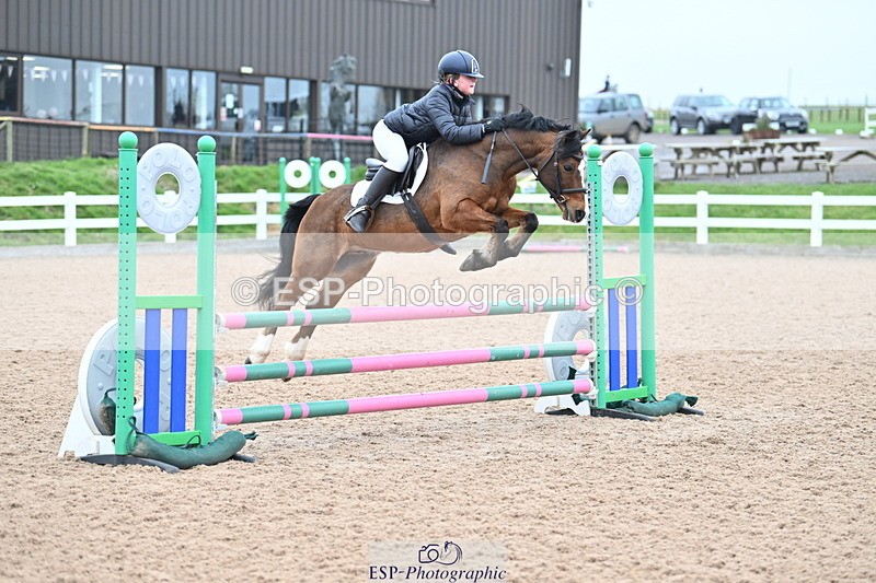 240128A-113448-00564 - Cls 3 Pony Discovery and 90cm Open