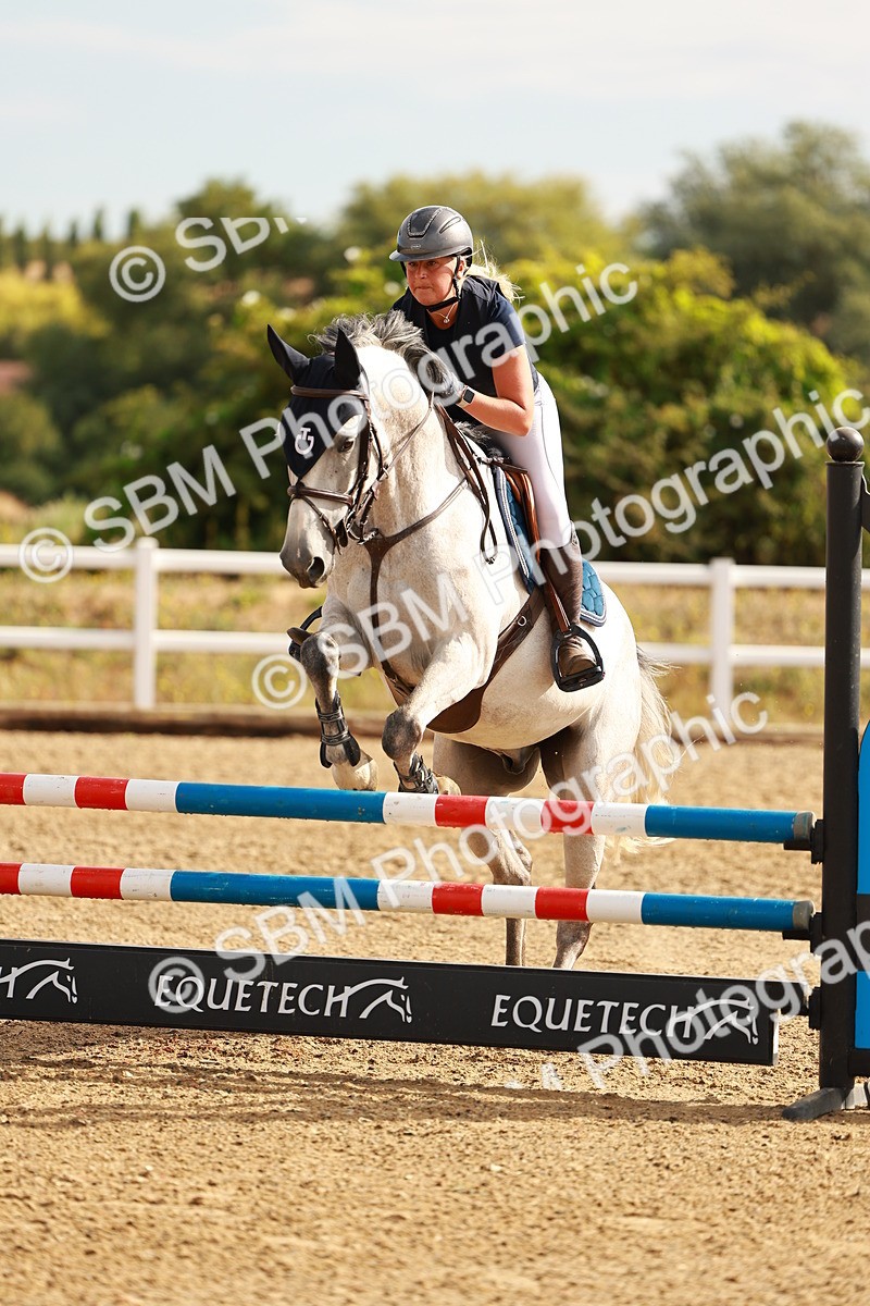 SBM_001937 - Class 8 - Clear Round
